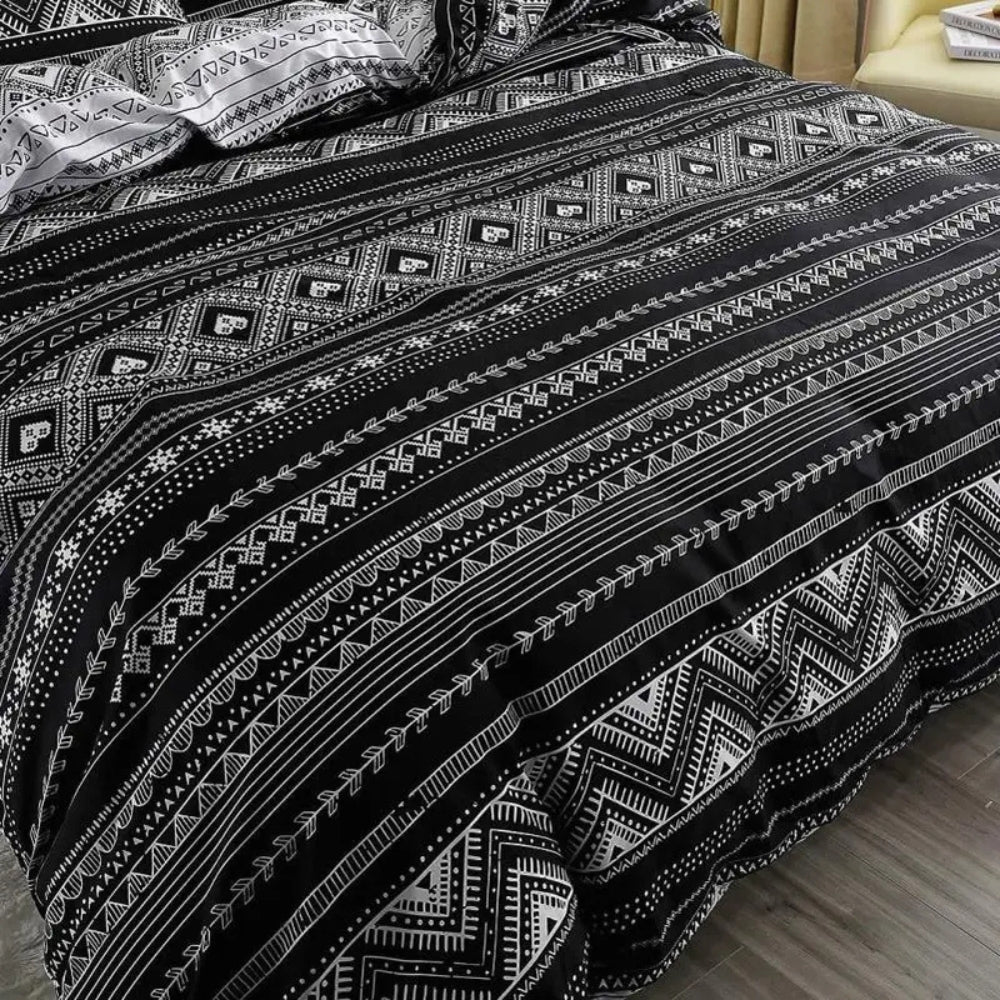 Modern Boho Geometric Duvet Cover Set in Monochrome