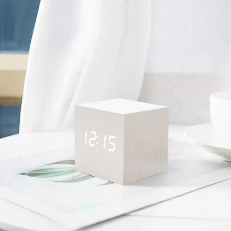 LED Cube Clock with Adjustable Brightness