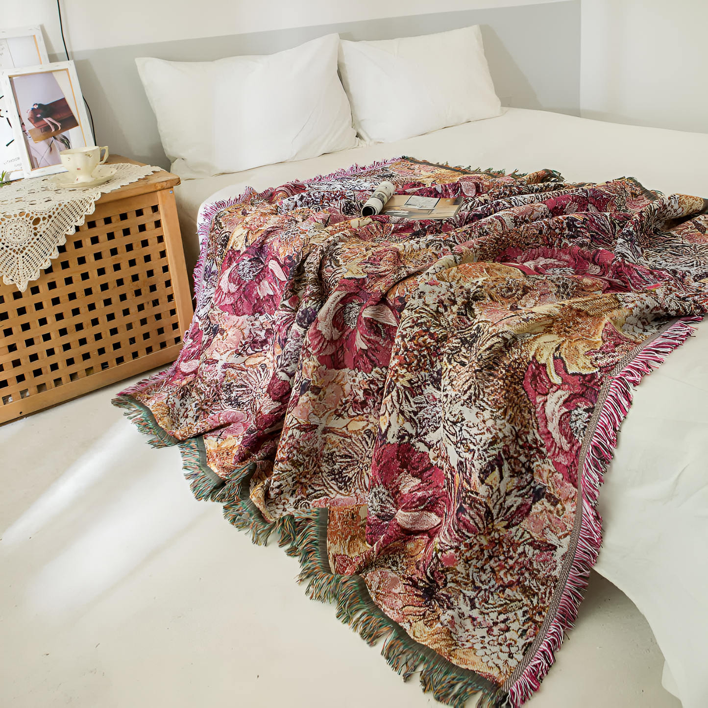 Reversible Vintage Floral Tassel Throw Blanket