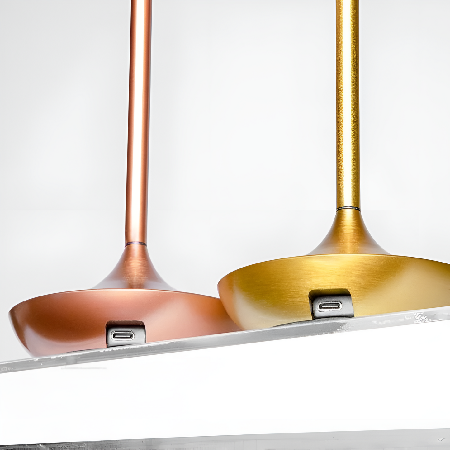 Rechargeable Minimalist Aluminum Table Lamp
