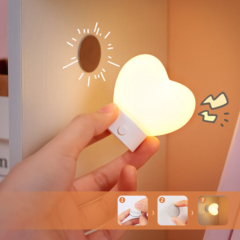 Heart Shaped LED Night Light with Magnetic Battery or USB Connection