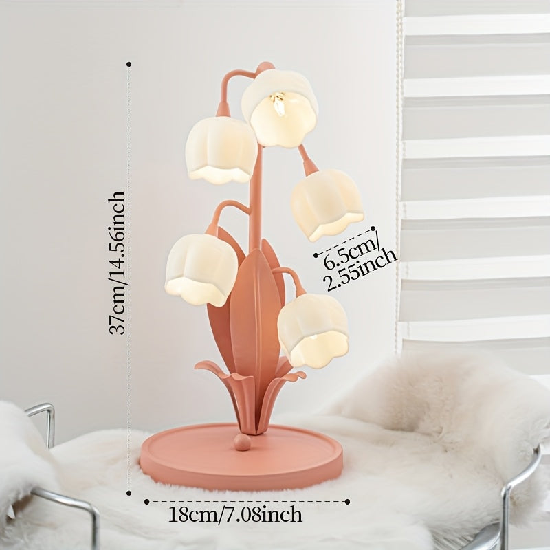 Floral Table Lamp with Tulip Shades and USB Power
