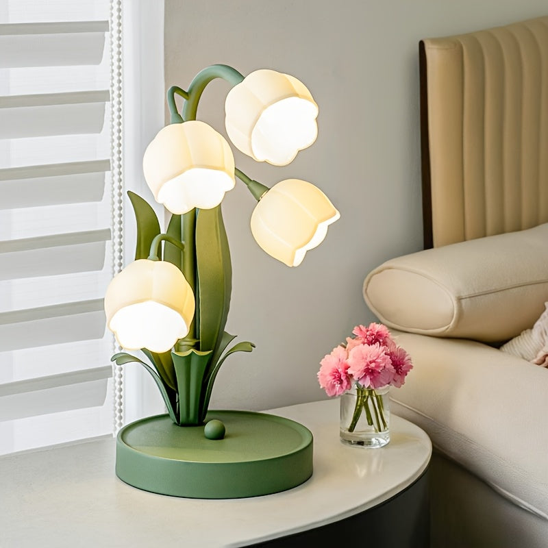 Floral Table Lamp with Tulip Shades and USB Power