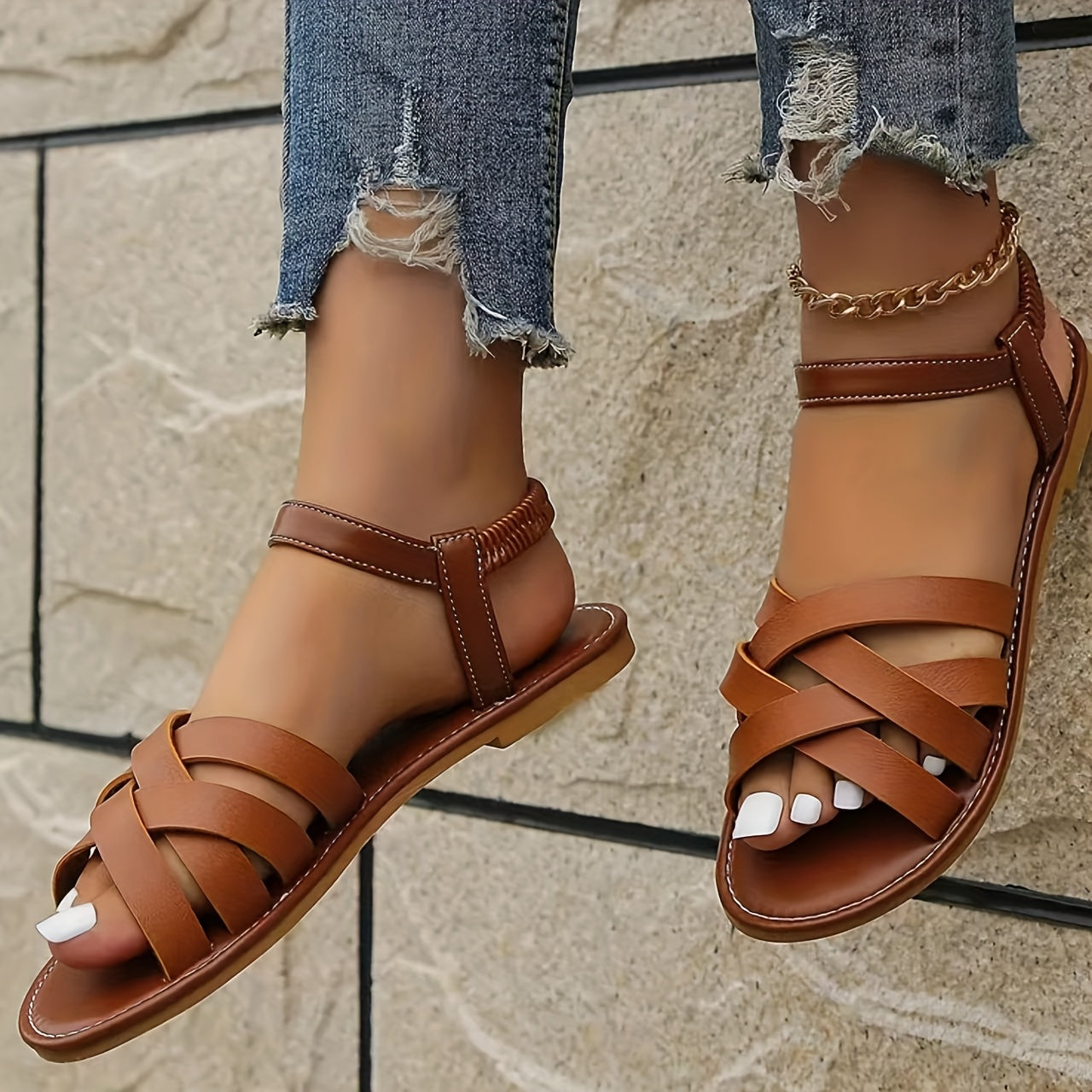 Elegant Crisscross Strap Women's Flat Sandals