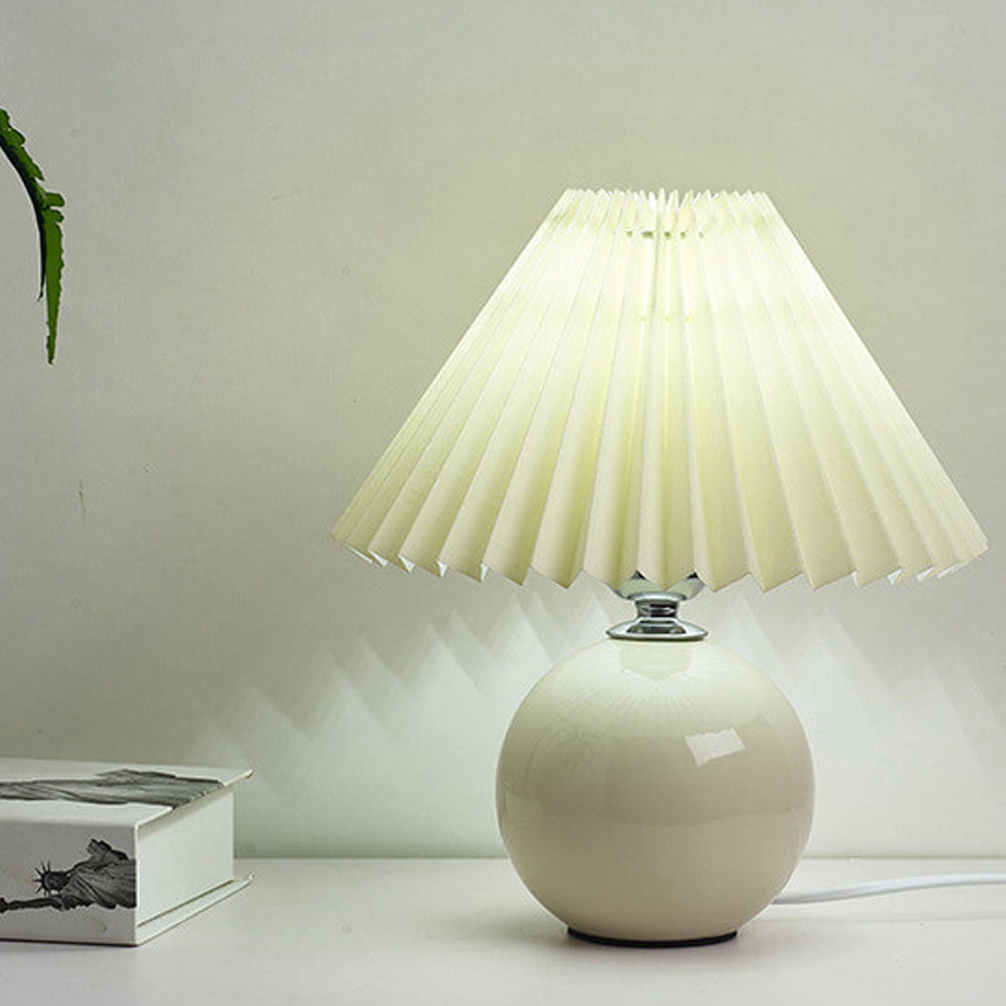 Ceramic Pleated Modern Table Lamp in Multiple Colors