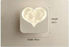 Minimalist LED Wall Lamp in Aluminum and Acrylic