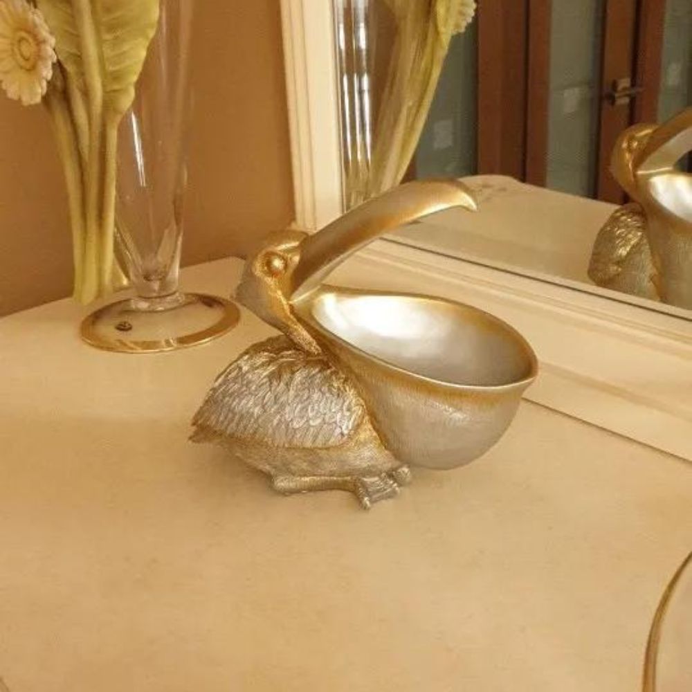 Elegant Gold Pelican Home Organizer