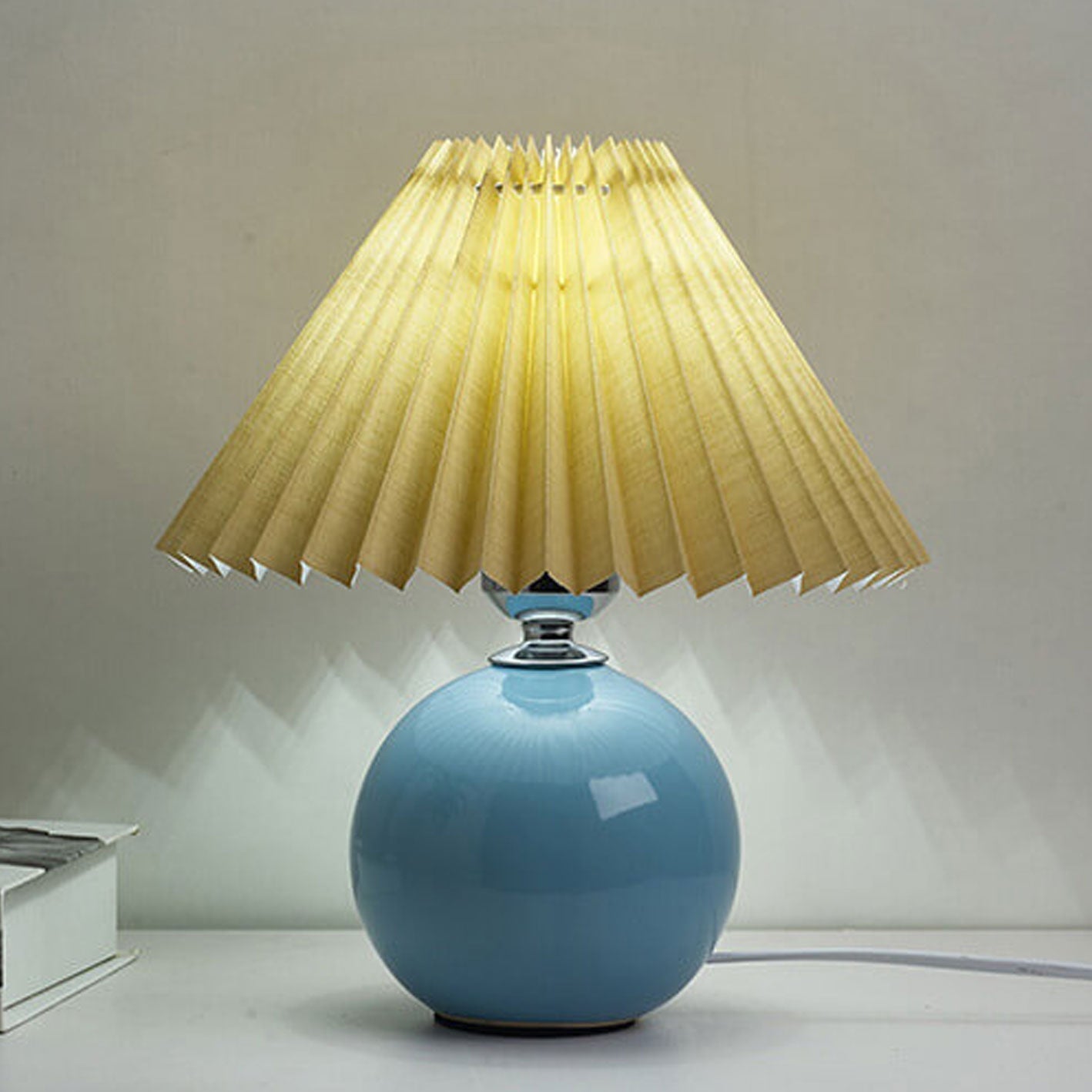 Ceramic Pleated Modern Table Lamp in Multiple Colors