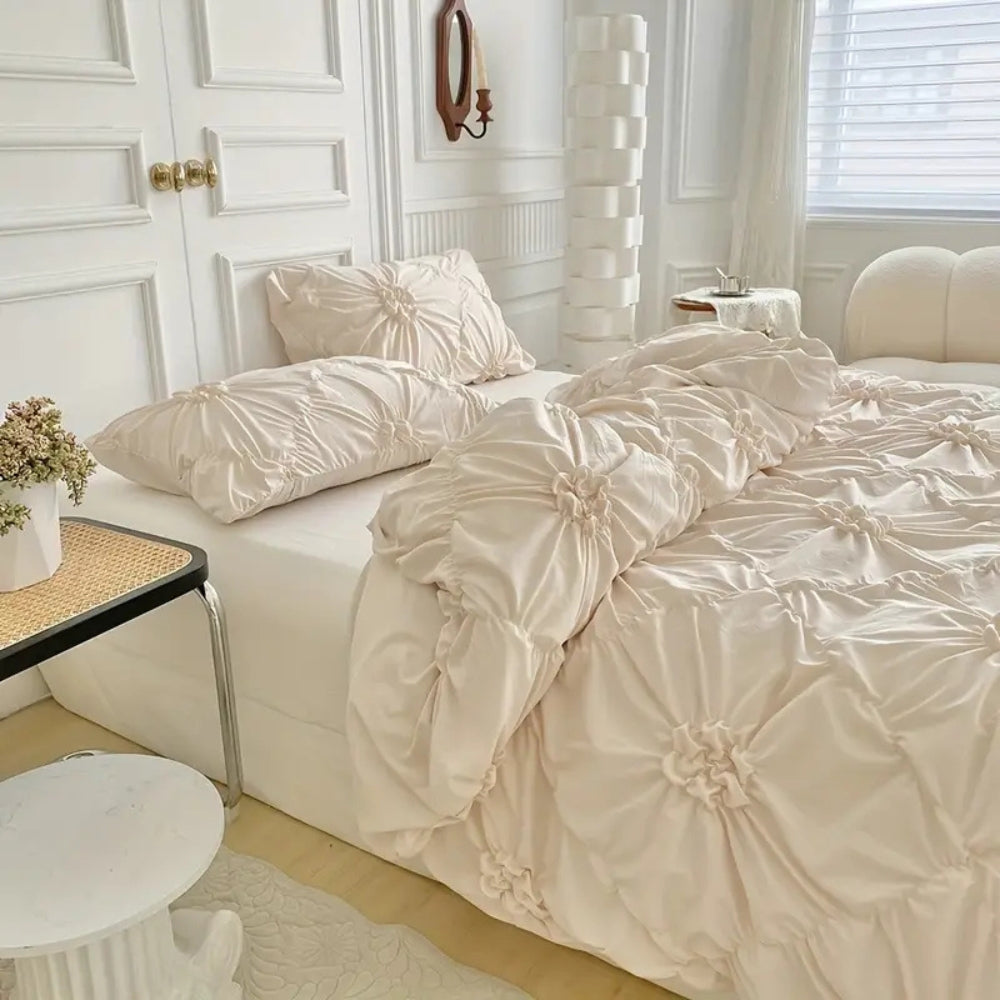 Pinch Pleat Floral Duvet Cover Set with Zipper Closure