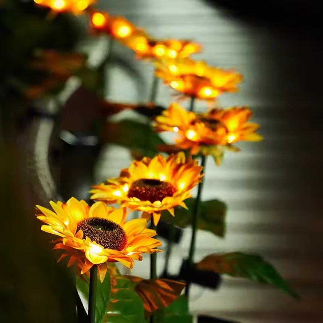 Solar LED Sunflower Garden Stake Light