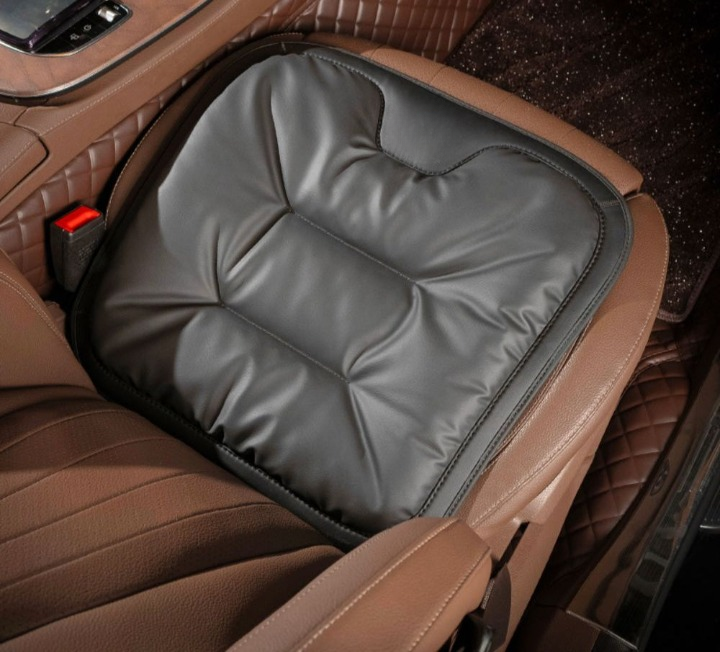 Ergonomic Car Seat Cushion with Adjustable Straps