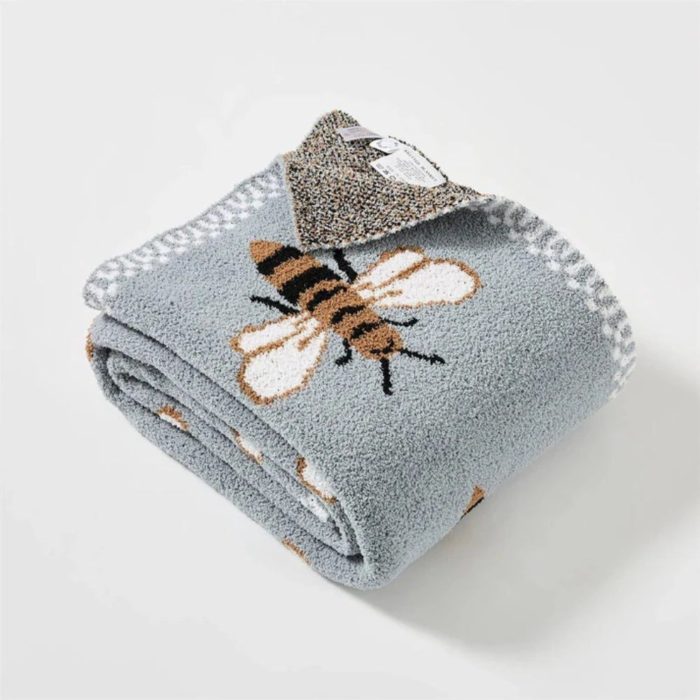 Cozy Bee Pattern Microfiber Throw Blanket