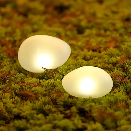 Sun-Charged Decorative Garden Lights - Weather-Resistant GlowGems