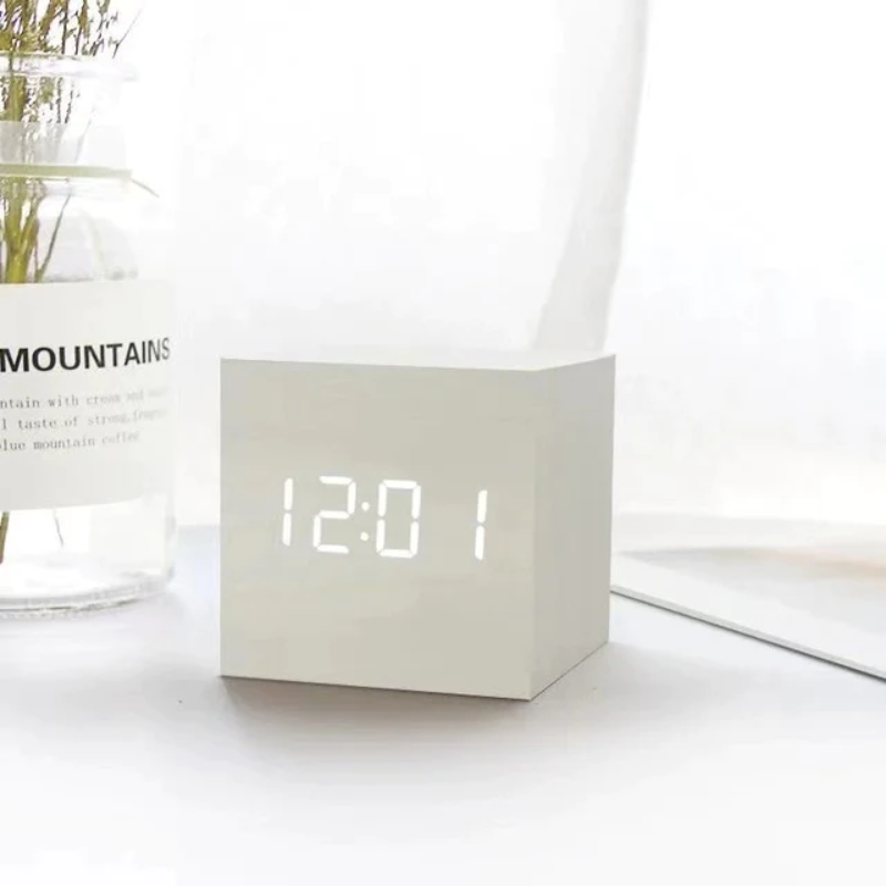 LED Cube Clock with Adjustable Brightness