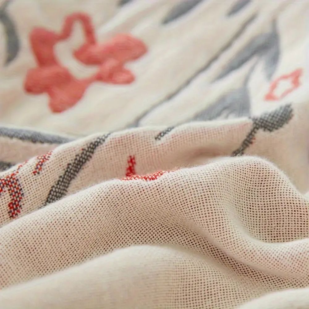 Reversible Floral Cotton Blanket in Versailles Style