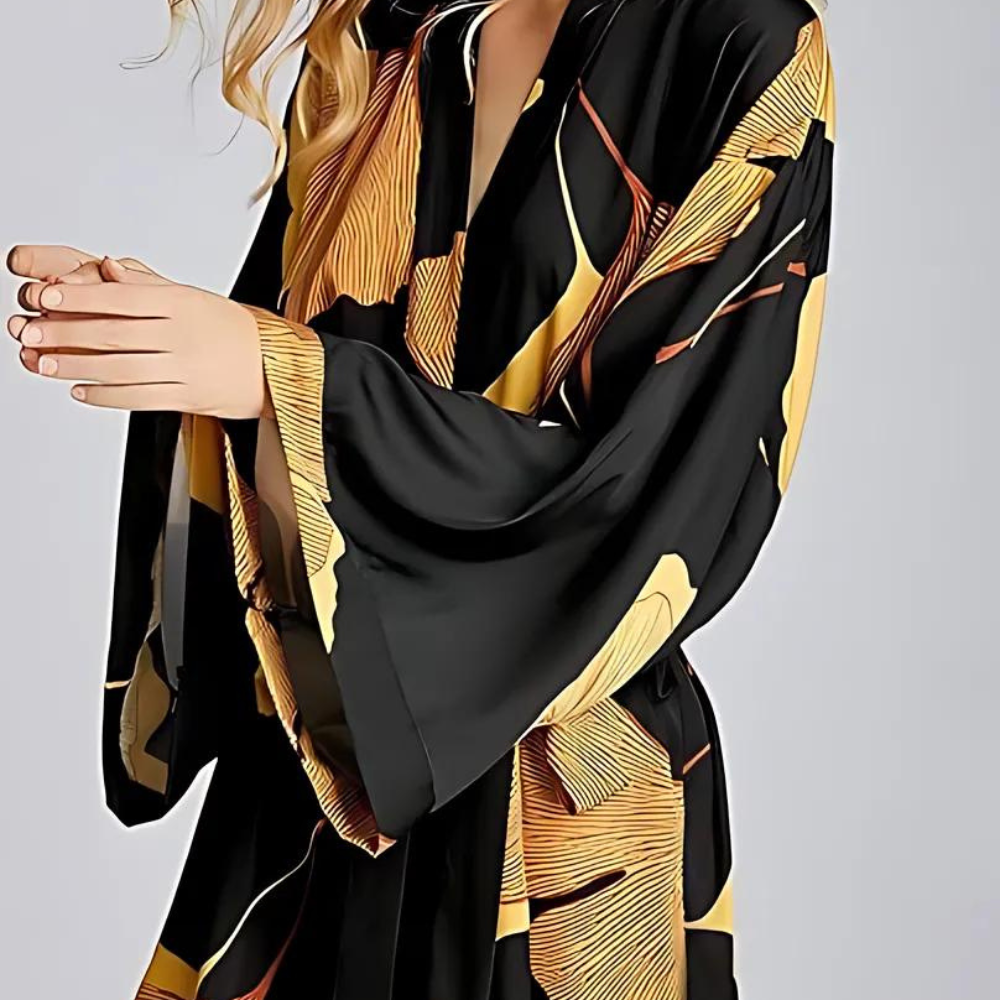 Black and Yellow Ginkgo Leaf Print Bathrobe