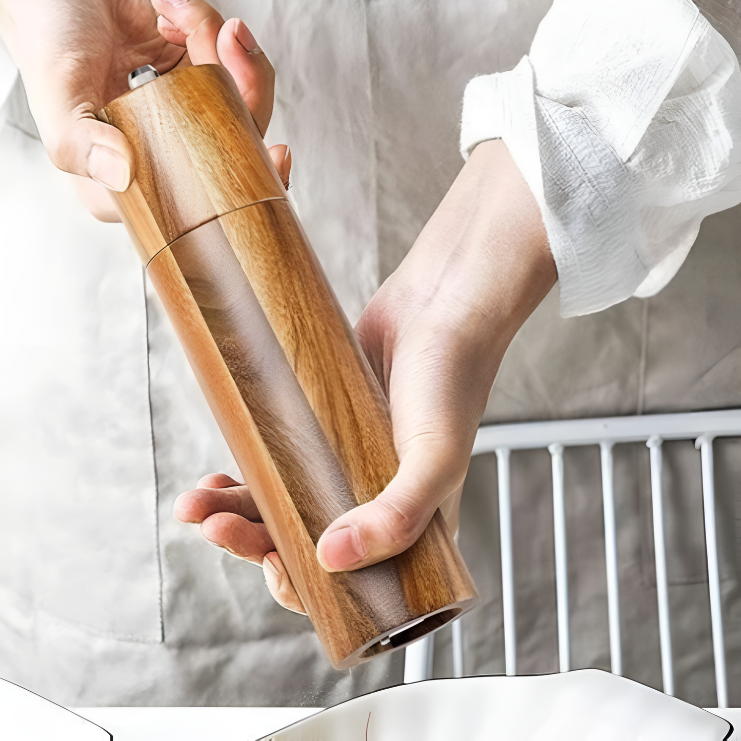 Acacia Wood Adjustable Spice Grinders