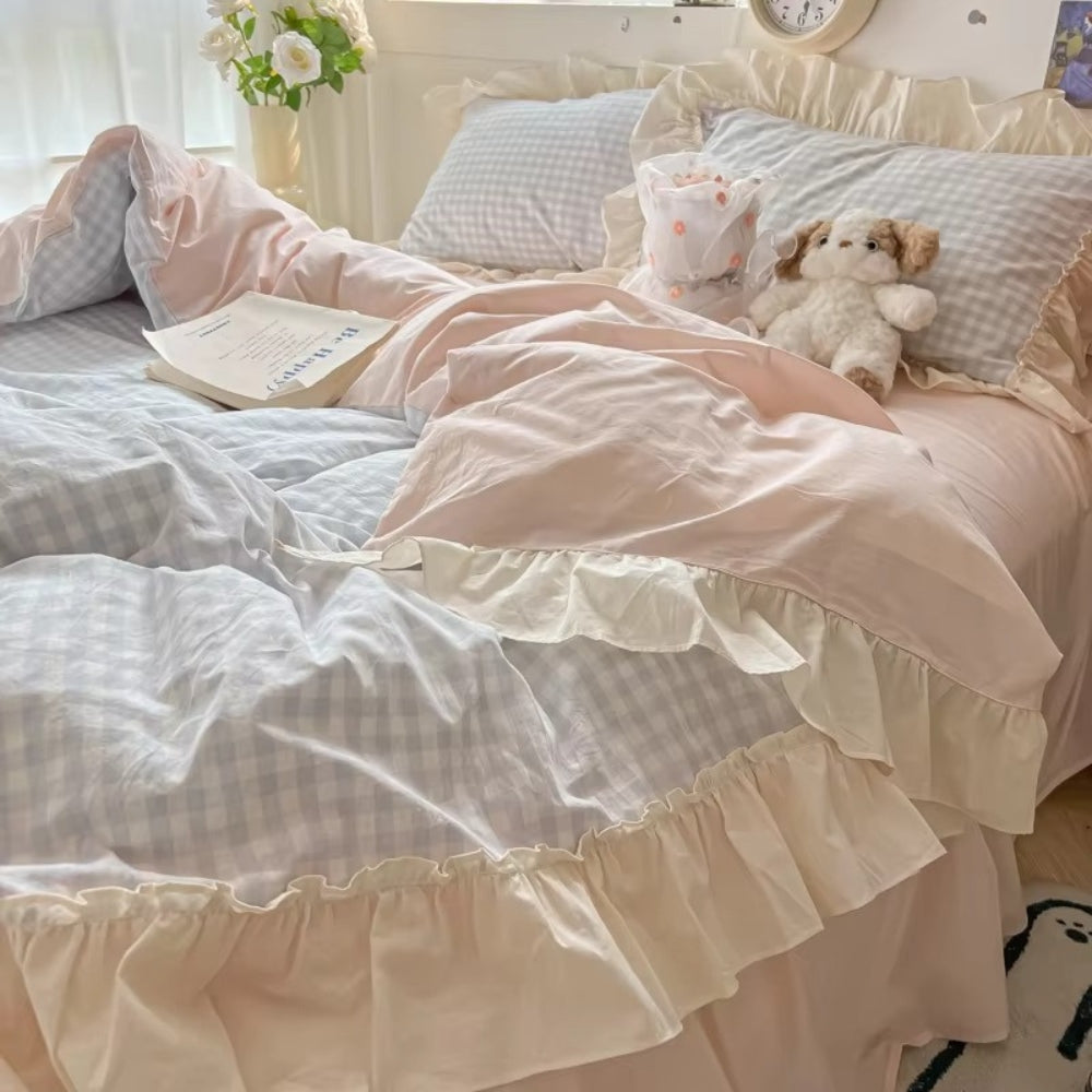 Ruffled Gingham Check Bedding Set in Cotton-Microfiber Blend