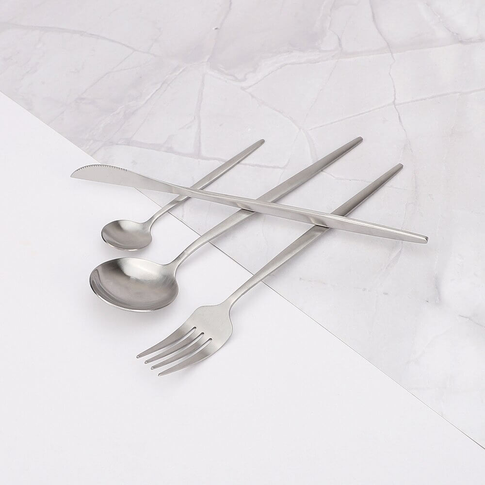 Contemporary Silver Stainless Steel Cutlery Set