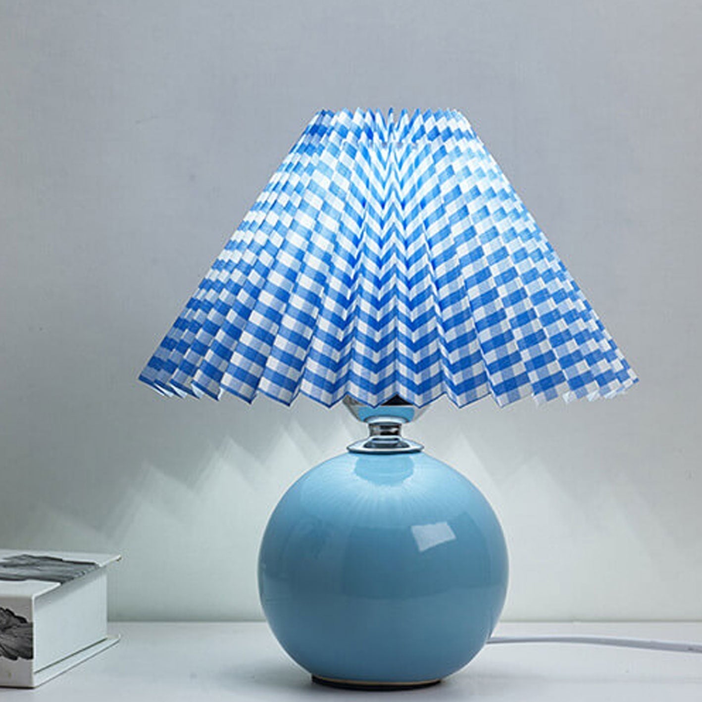 Ceramic Pleated Modern Table Lamp in Multiple Colors