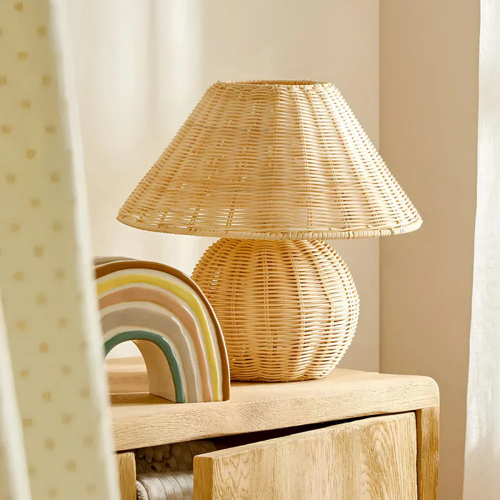 Eco-Friendly Bamboo Table Lamp - Minimalist Design