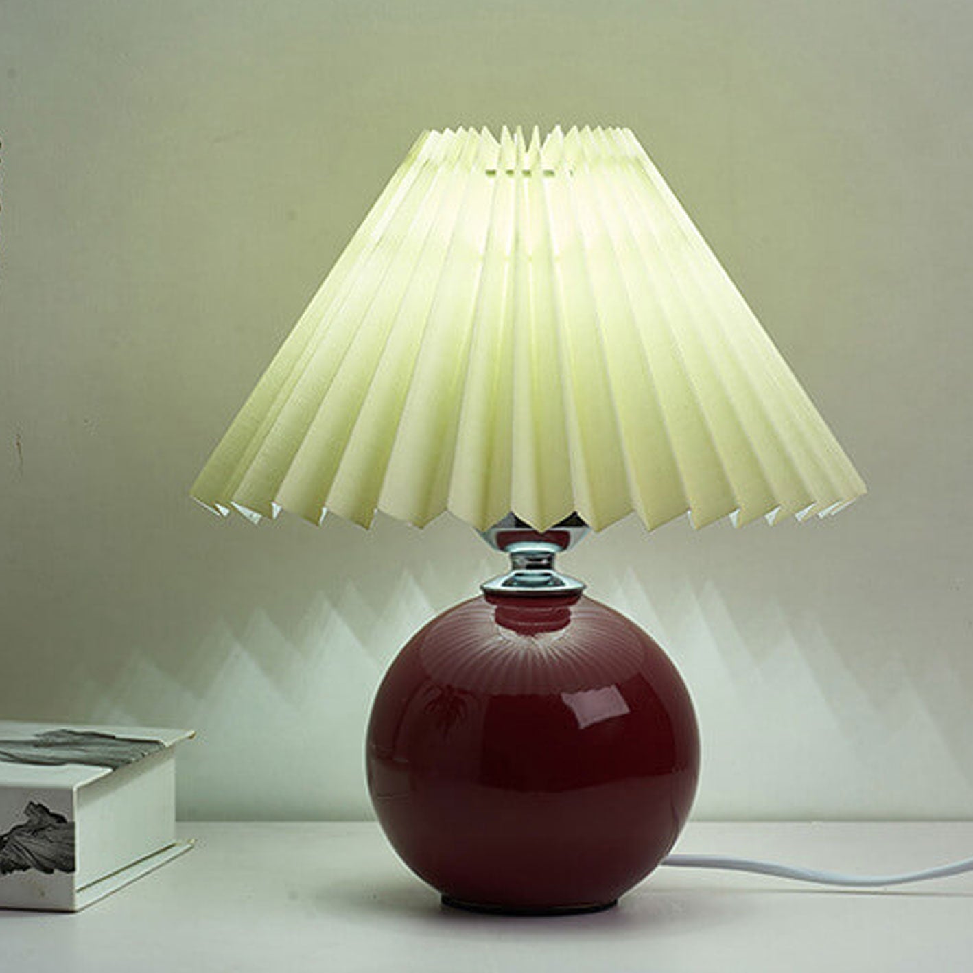 Ceramic Pleated Modern Table Lamp in Multiple Colors