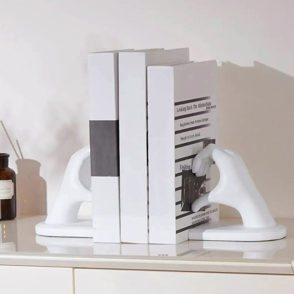 Resin Heart-Shaped Love Gesture Bookends
