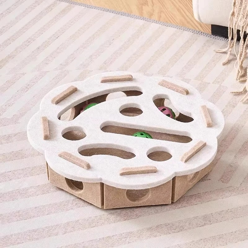 Interactive Felt Cat Puzzle Toy with Bells