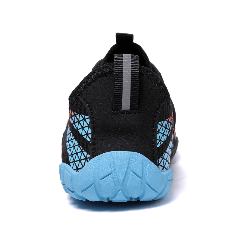 Zero-Drop Trail Running Shoes with Flexible Sole