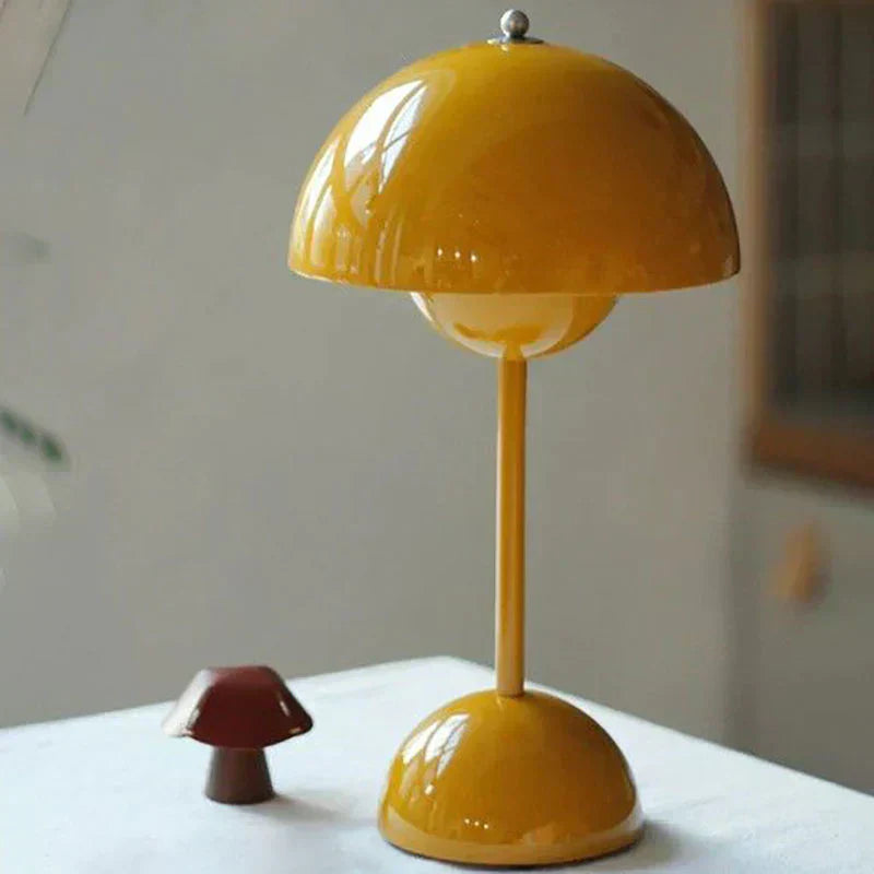 Modern Metal LED Table Lamp - Warm White Illumination