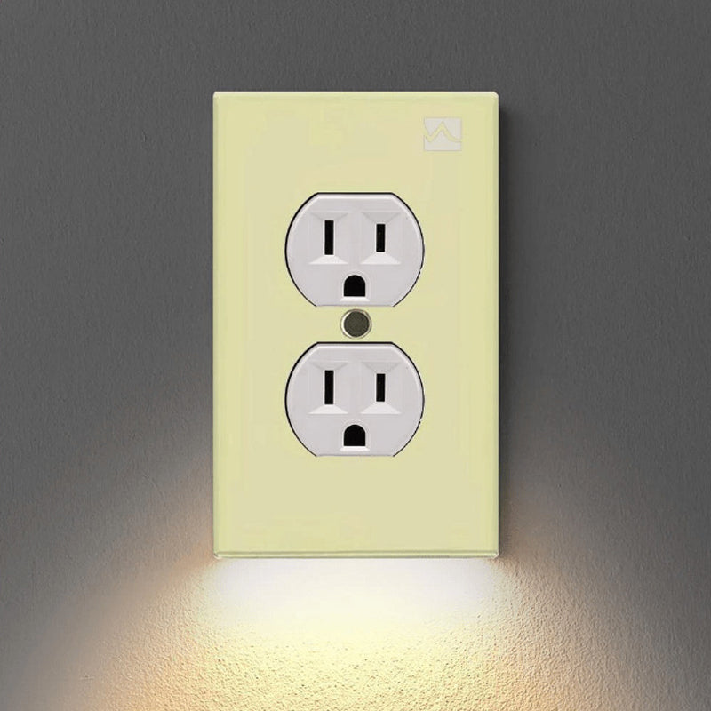LED Night Light Outlet Wall Plate with Light Sensor