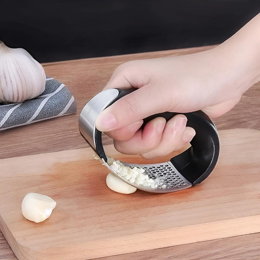Stainless Steel Garlic Squeezer for Effortless Mincing