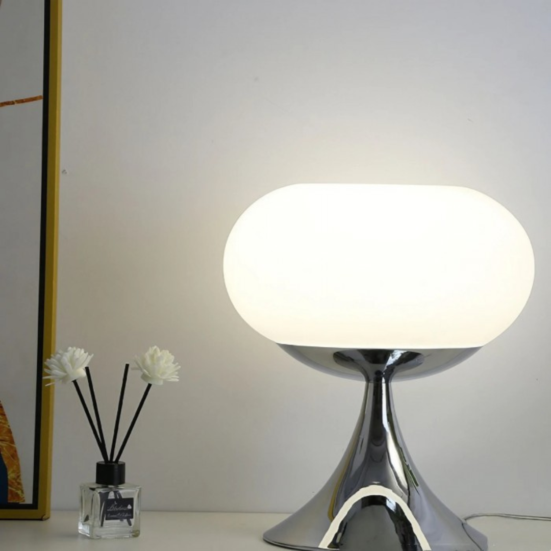 Antique LED Table Lamp with Vintage Design