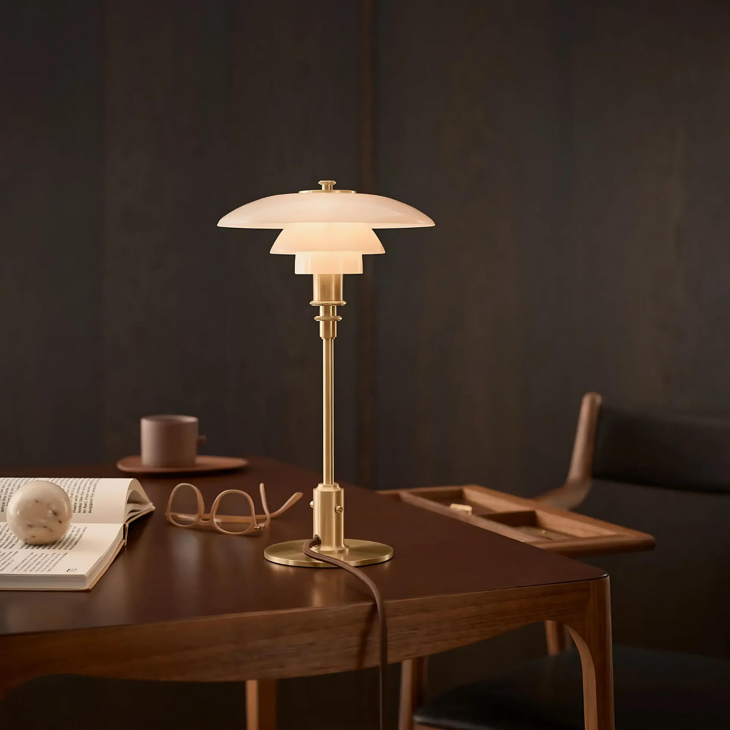 Elegant Black Metal Table Lamp with LED Illumination