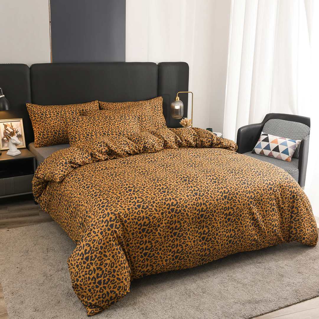 Luxury Abstract Duvet Cover Set with Pillowcases