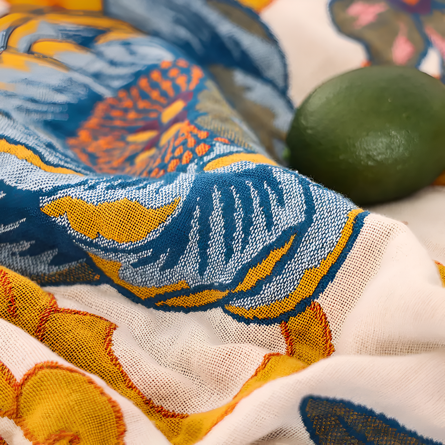 Reversible Floral Cotton Blanket for All-Season Use