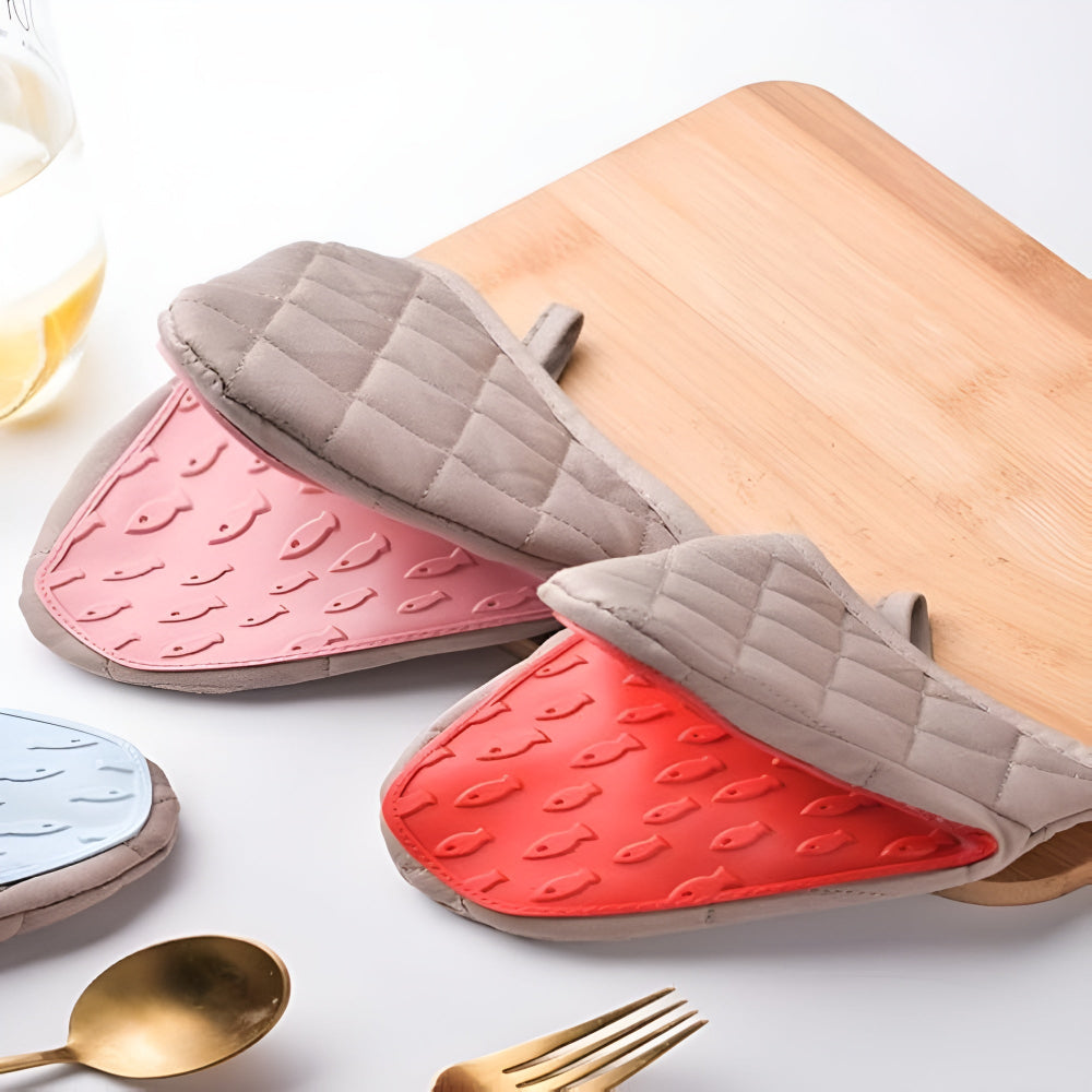 Silicone Quilted Heatproof Kitchen Mitts with Textured Grip