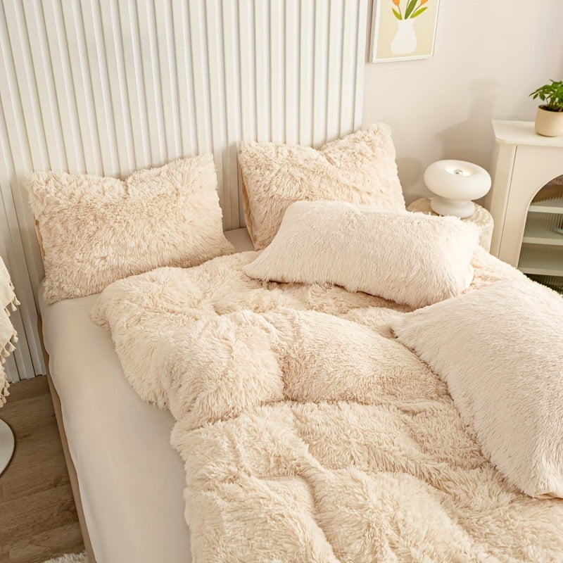 Ultra Soft Plush Duvet Cover Set with Zipper Closure