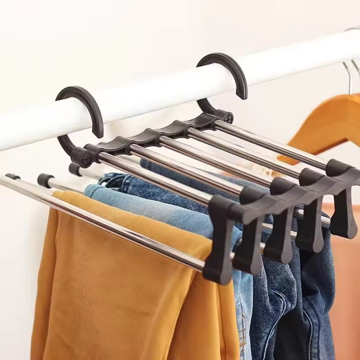 5-in-1 Foldable Space-Saving Clothes Hanger