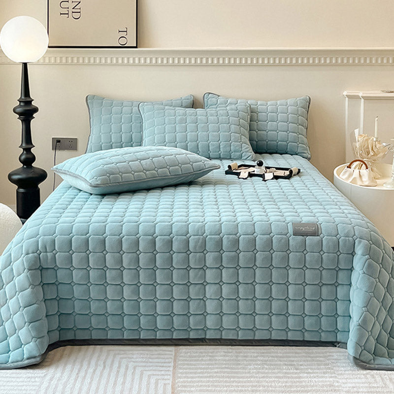 Plush Square Textured Throw Blanket – Soft Fluffy Sofa and Bed Cover