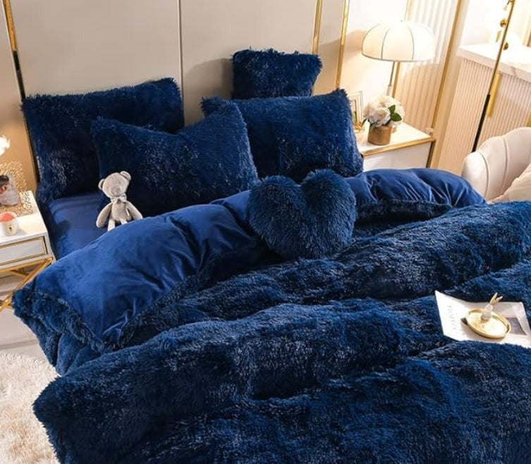 Luxury Plush Duvet Cover with Zipper Closure and Corner Straps