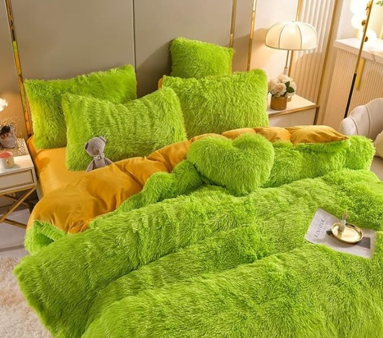 Luxury Plush Duvet Cover with Zipper Closure and Corner Straps