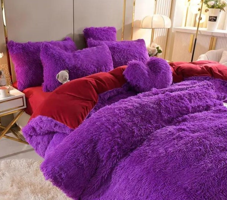 Luxury Plush Duvet Cover with Zipper Closure and Corner Straps