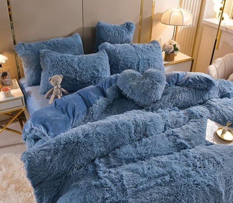 Luxury Plush Duvet Cover with Zipper Closure and Corner Straps