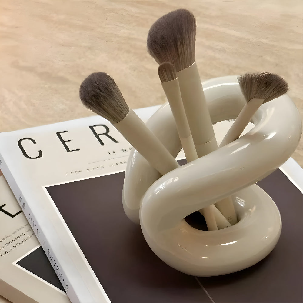Ceramic Organizer with Rope-Knot Detail