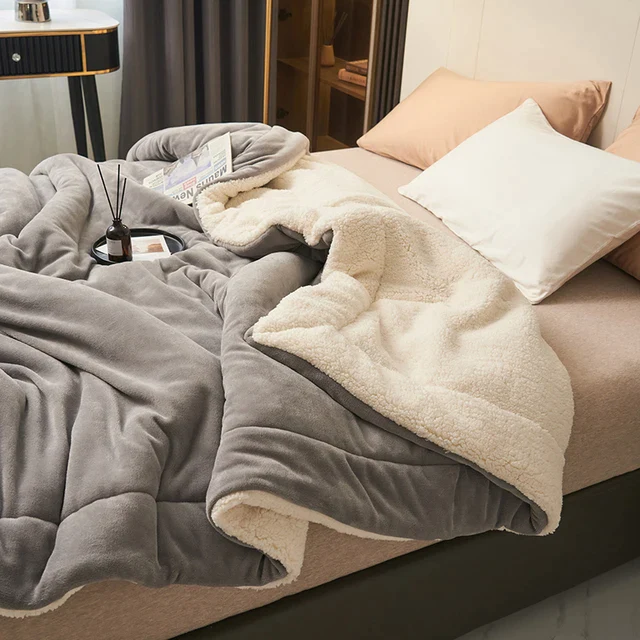 Reversible Two-Tone Flannel Fleece Blanket
