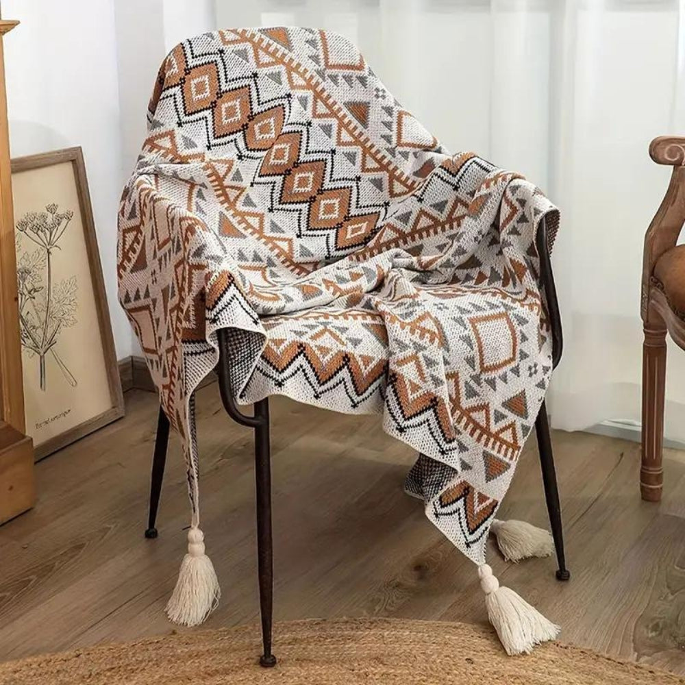 Boho Chic Tassel Blanket in Polyester-Cotton Blend
