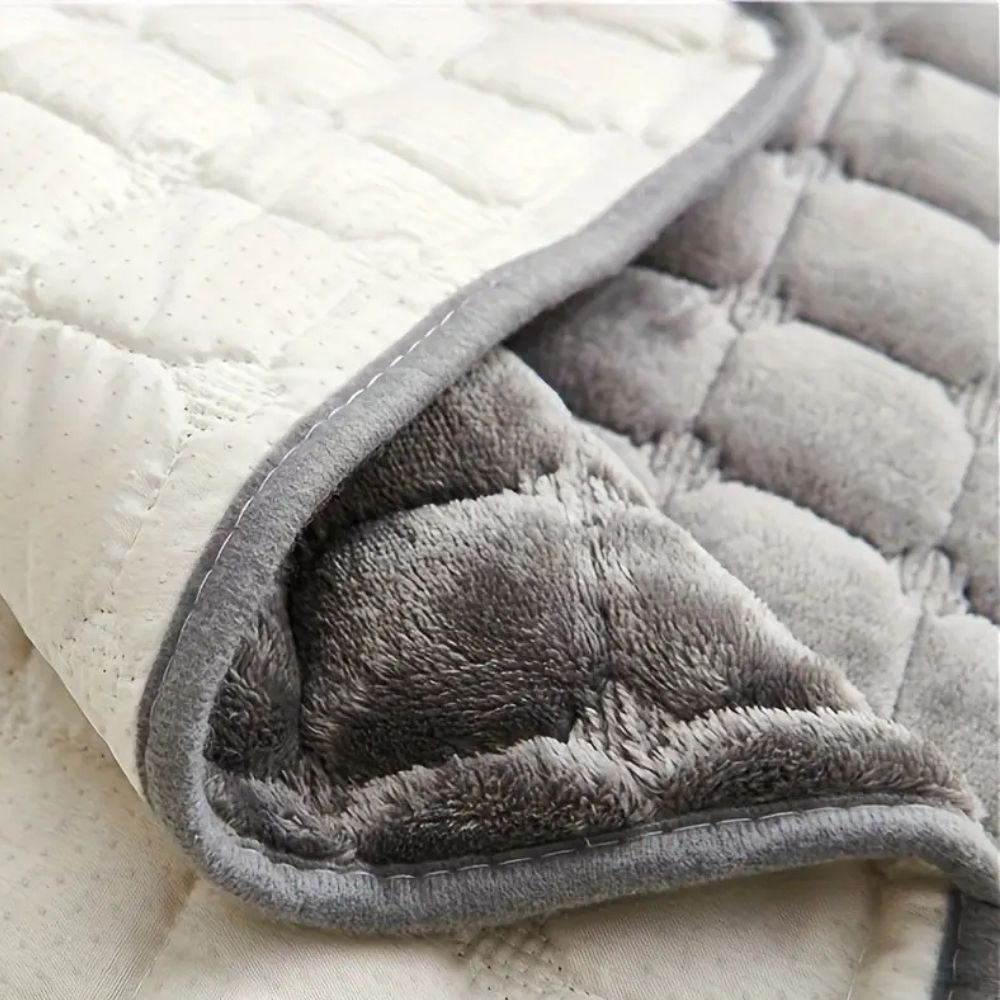 Velvet Grid Recliner Cover - Soft Microfiber Non-Slip Protector