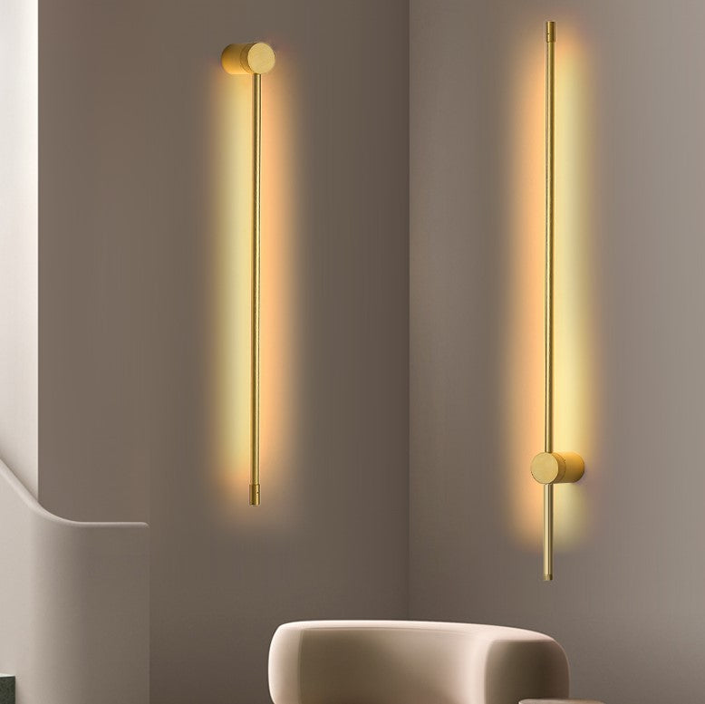 Modern Minimalist Wall Sconce Lamp in Aluminum with Integrated LED
