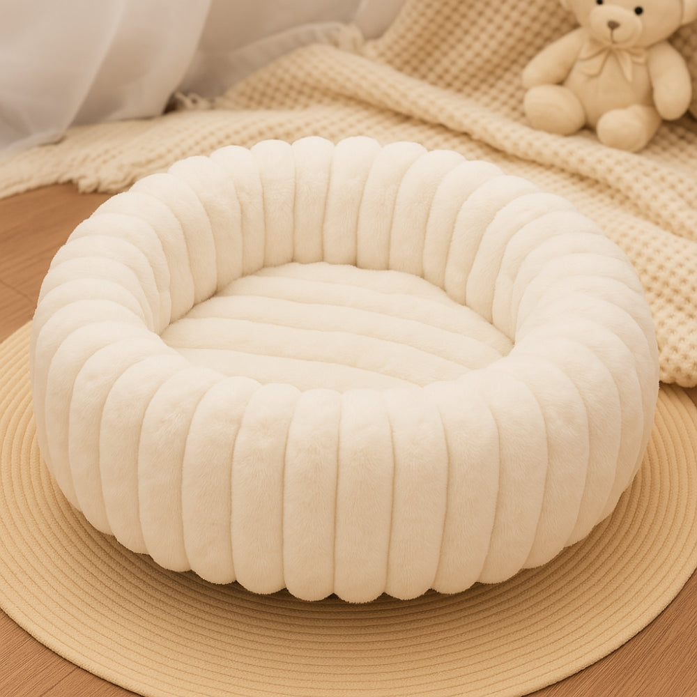 Plush Round Pet Bed for Cats and Small Dogs